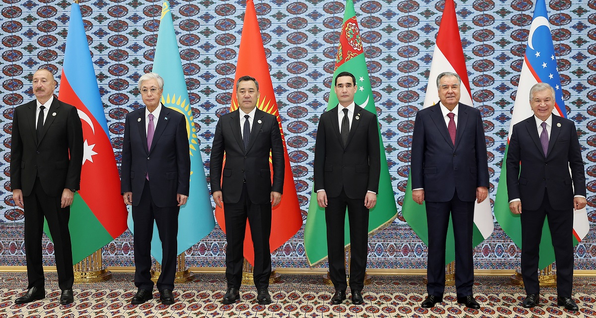 Awazada Merkezi Aziýa ýurtlarynyň we Azerbaýjan Respublikasynyň döwlet Baştutanlarynyň konsultatiw duşuşygy geçirildi